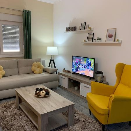 Apartman Hana ซอมโบร์ ภายนอก รูปภาพ