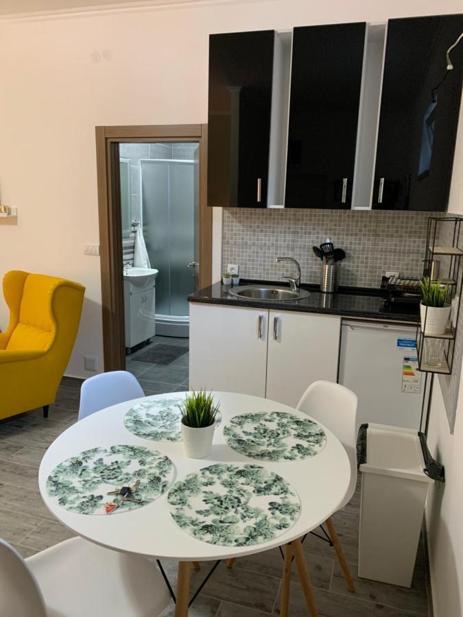 Apartman Hana ซอมโบร์ ภายนอก รูปภาพ