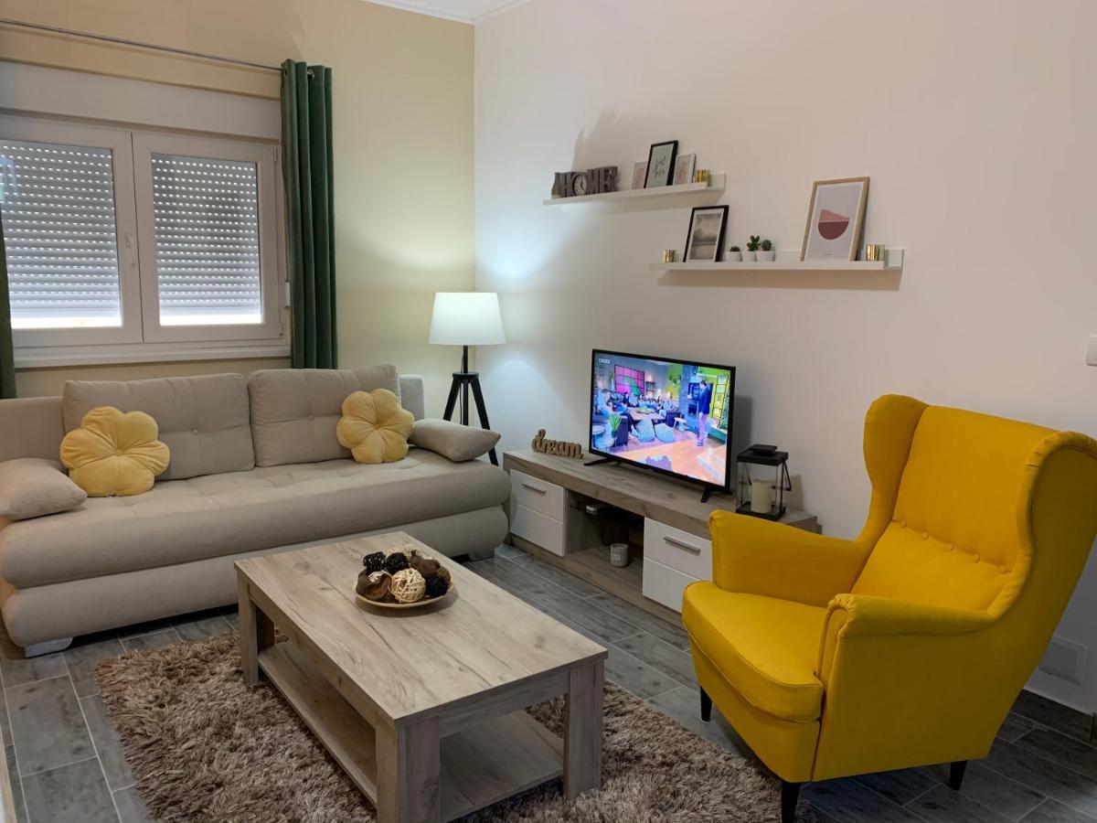 Apartman Hana ซอมโบร์ ภายนอก รูปภาพ